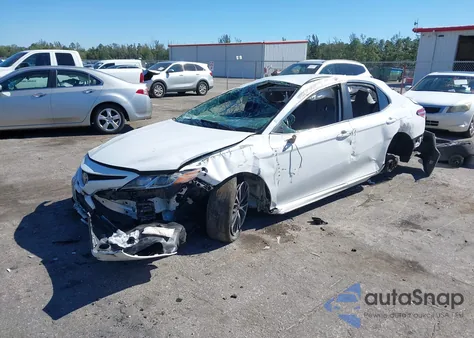2020 Toyota Camry Se z USA, uszkodzony, nr VIN 4T1M11AK8LU871158